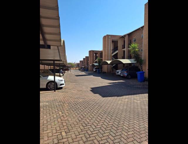 2 BEDROOM APARTMENT FOR SALE IN ANNLIN-WES